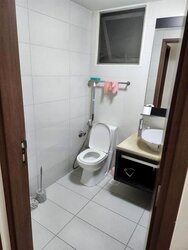 1 Canberra (D27), Condominium #457102161